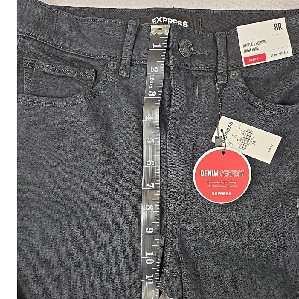 Express Womens 8R Ankle Legging Jeans Dark Wash Skinny NWT‎